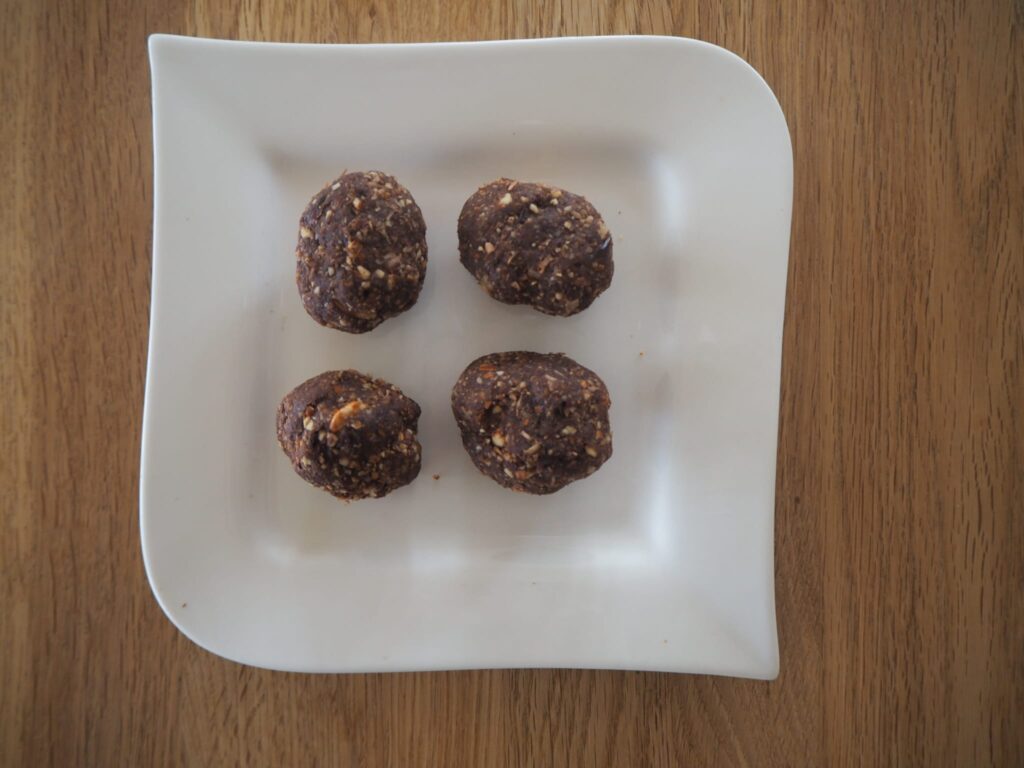 Amazing-Almond-Balls-Mary-Carmody-Nutrition-Recipe